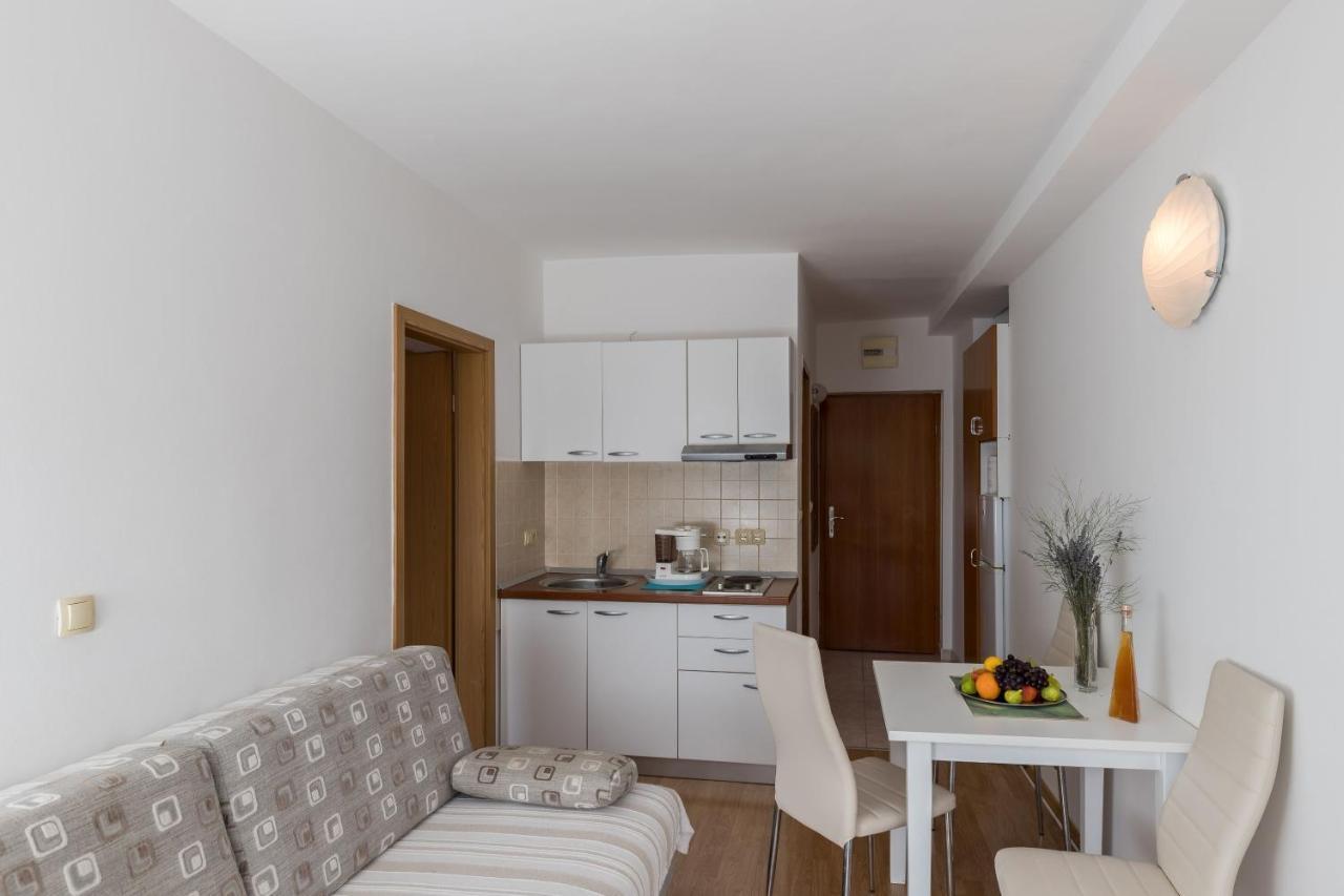 Apartments & Room Eva سلانو الغرفة الصورة