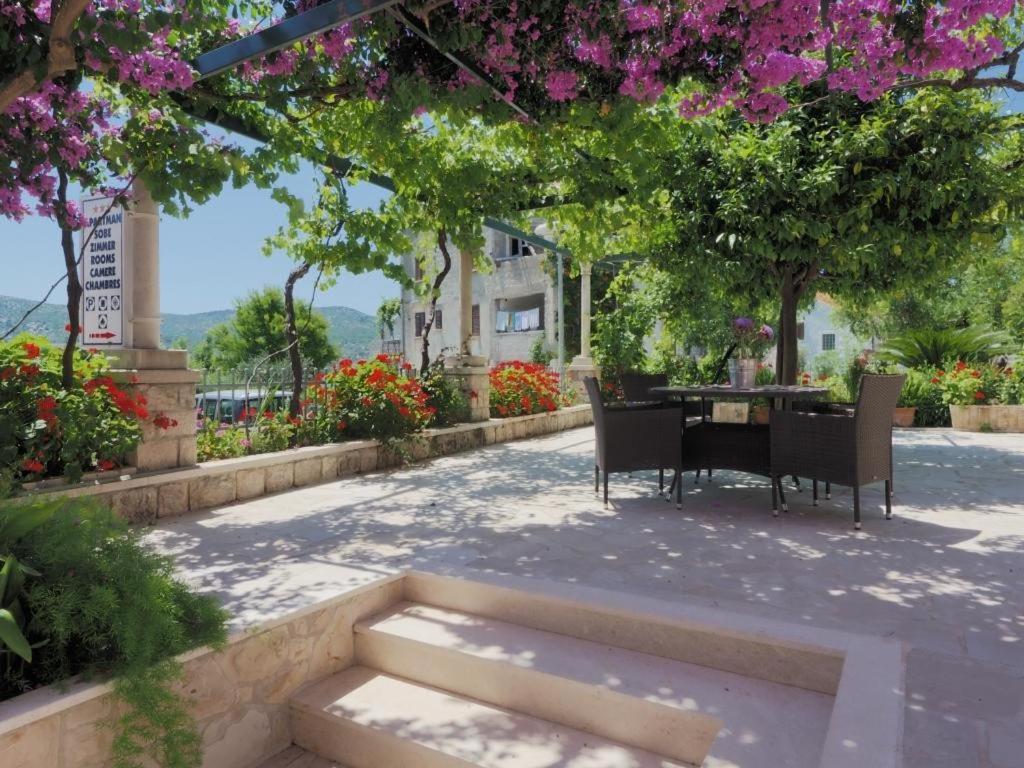 Apartments & Room Eva سلانو المظهر الخارجي الصورة